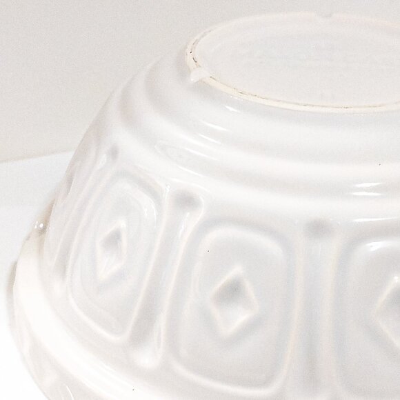 MASON CASH Cream Cane Mixing Bowl 26cm Wide Classic Kitchen Earthenware British - Picture 5 of 5